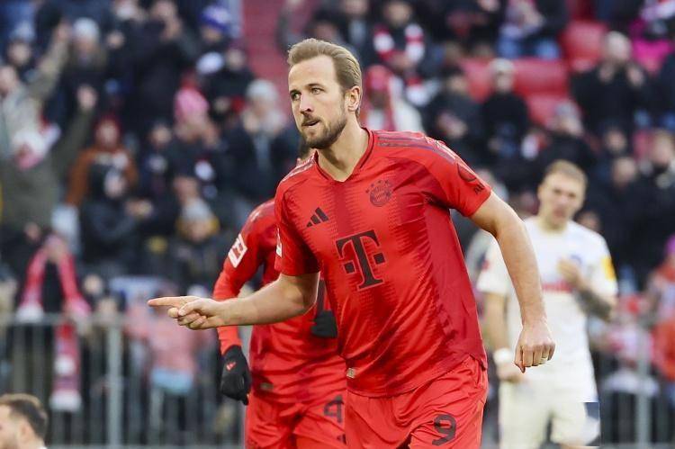 拜仁慕尼黑实力强劲，欧冠赛场上演神话的简单介绍