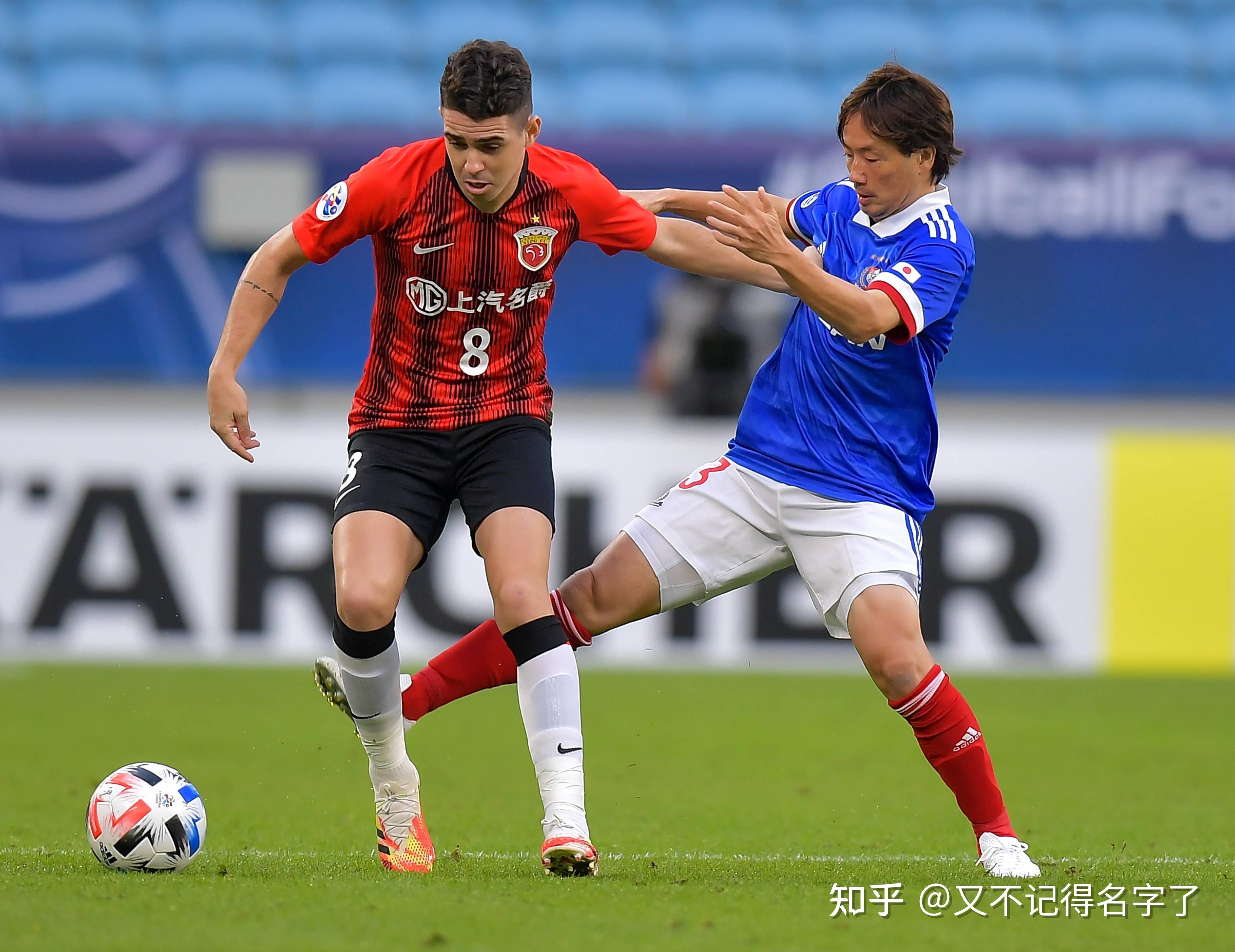 意甲赛场：尤文图斯战胜对手取得胜利