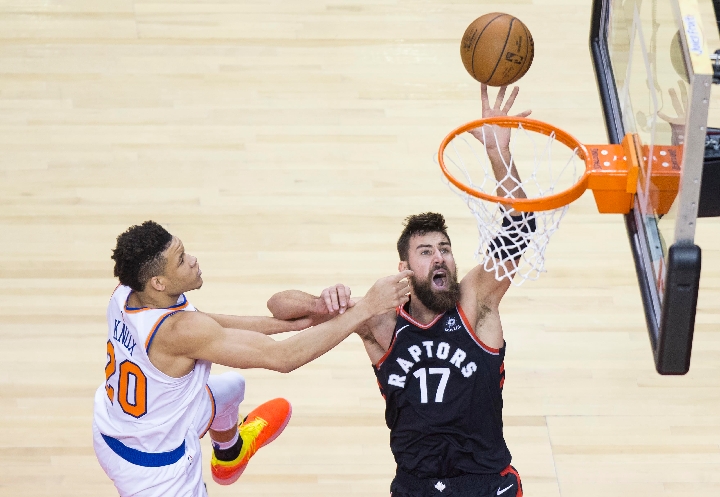 包含法国轻取六零胜寇，实力突显的词条