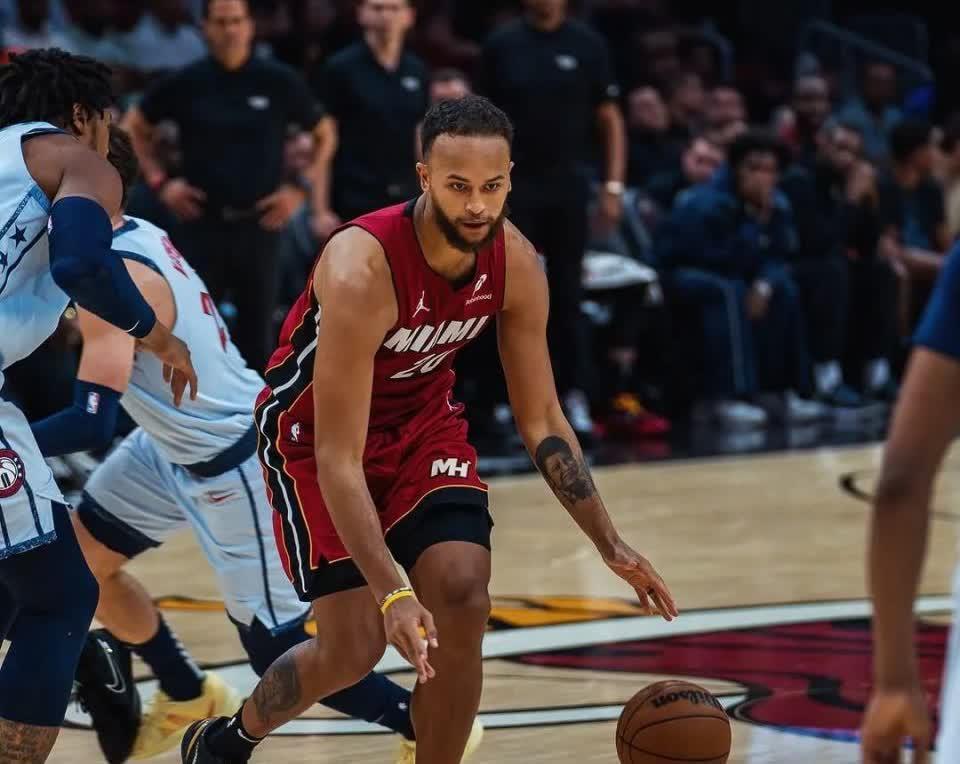 包含勇士再遭逆转！热火完成绝地大逆袭的词条