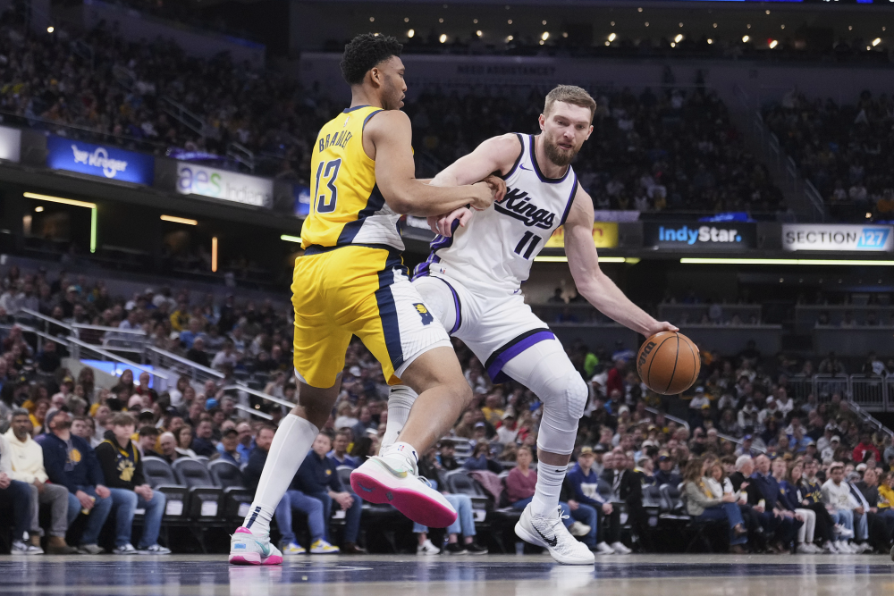 步行者客场逆转国王，击败对手