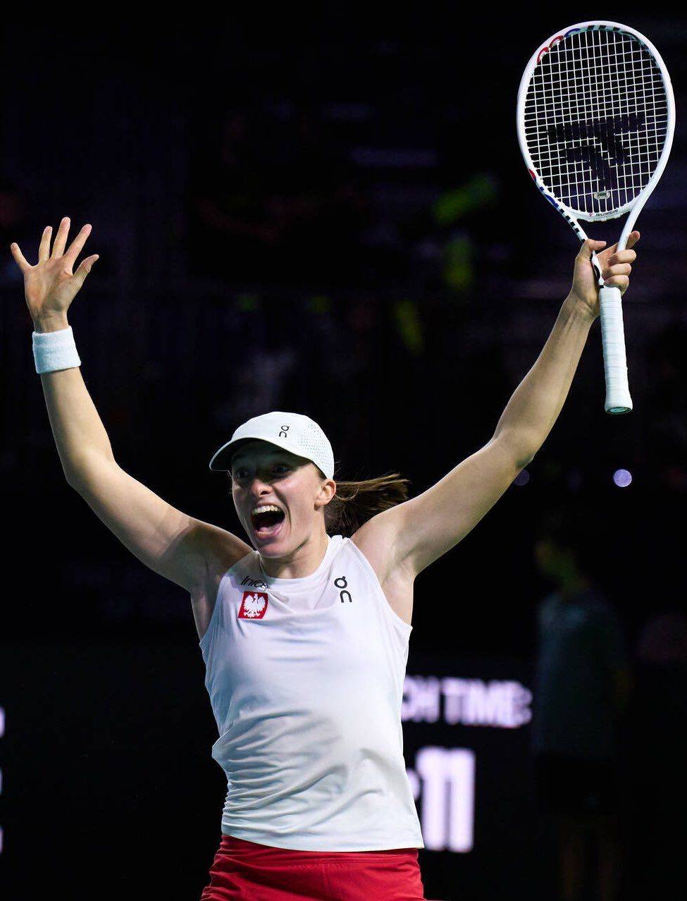 波兰运动员全力以赴赢得尊重的简单介绍