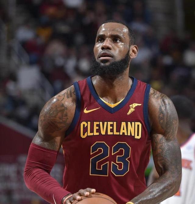 里尔战绩起伏不定，引发球迷热议