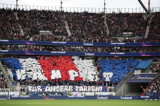 包含美因茨主场大胜，全队表现火热的词条