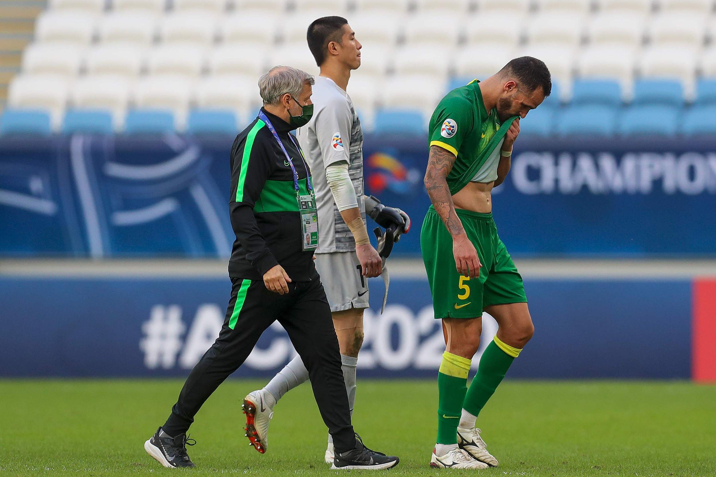 洛塔告诫球员不可大意，要为亚冠赛场做好充分准备