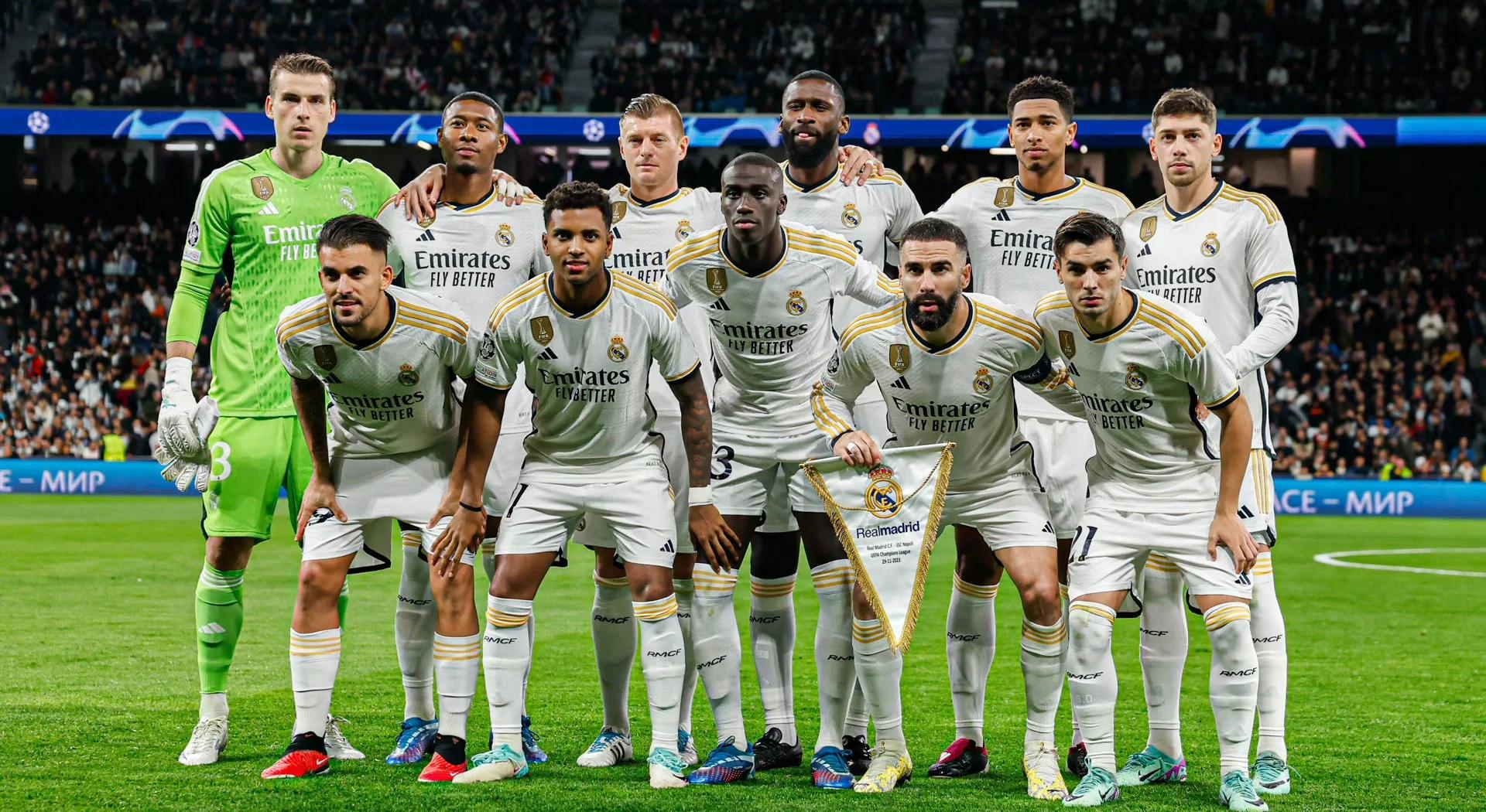 那不勒斯主场大胜帕尔马，强势回归