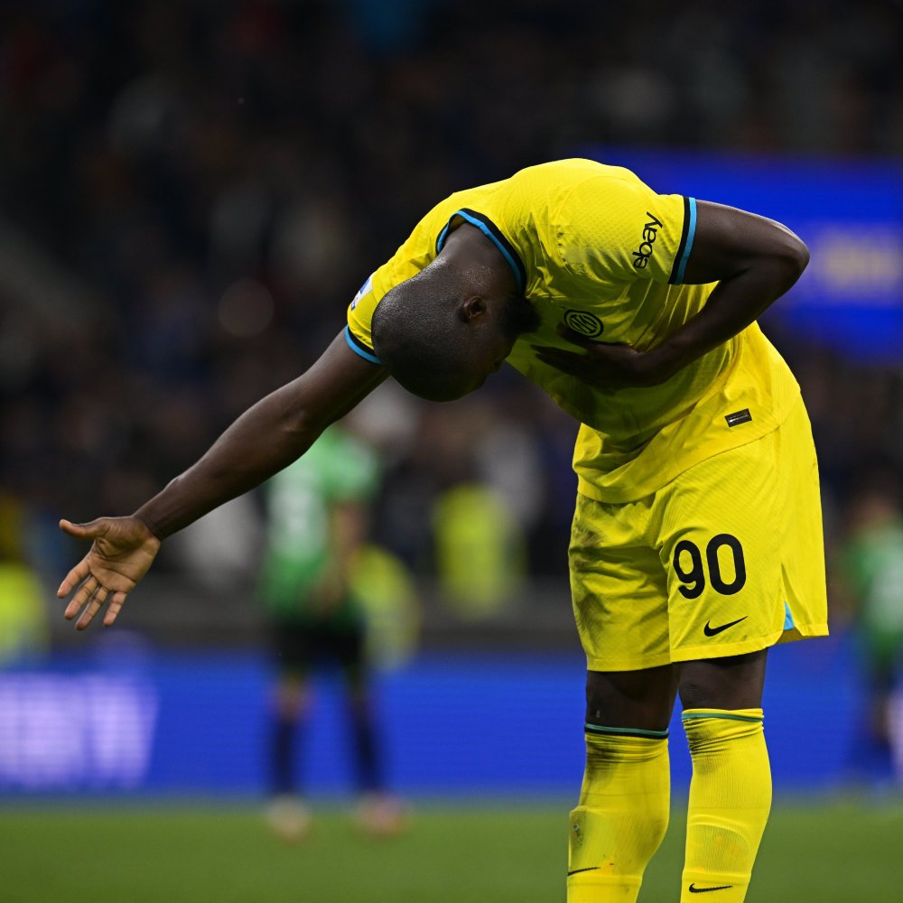 诺里奇连胜终止，主教练面临压力