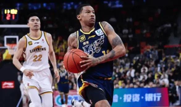 辽宁河北队客场战胜，激烈对决成功压制对手