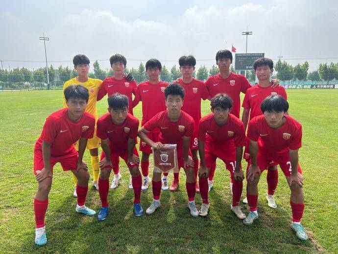 爵士队战术变革取得连胜回归