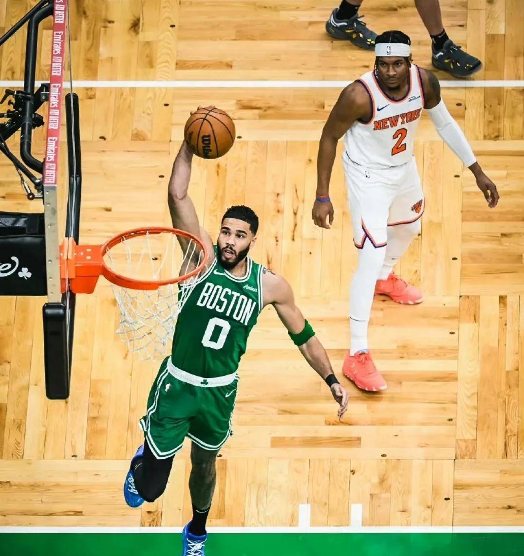 凯尔特人遭遇猛龙逆转,塔图姆砍下32分 凯尔特人遭遇猛龙逆转,塔图姆砍下32分