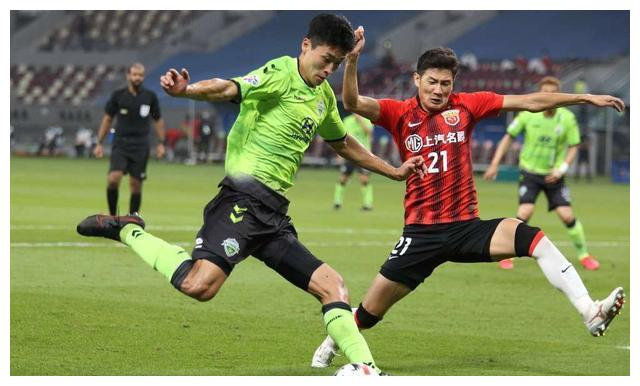 蓝金擦肩交锋，实力对比，胜负难定