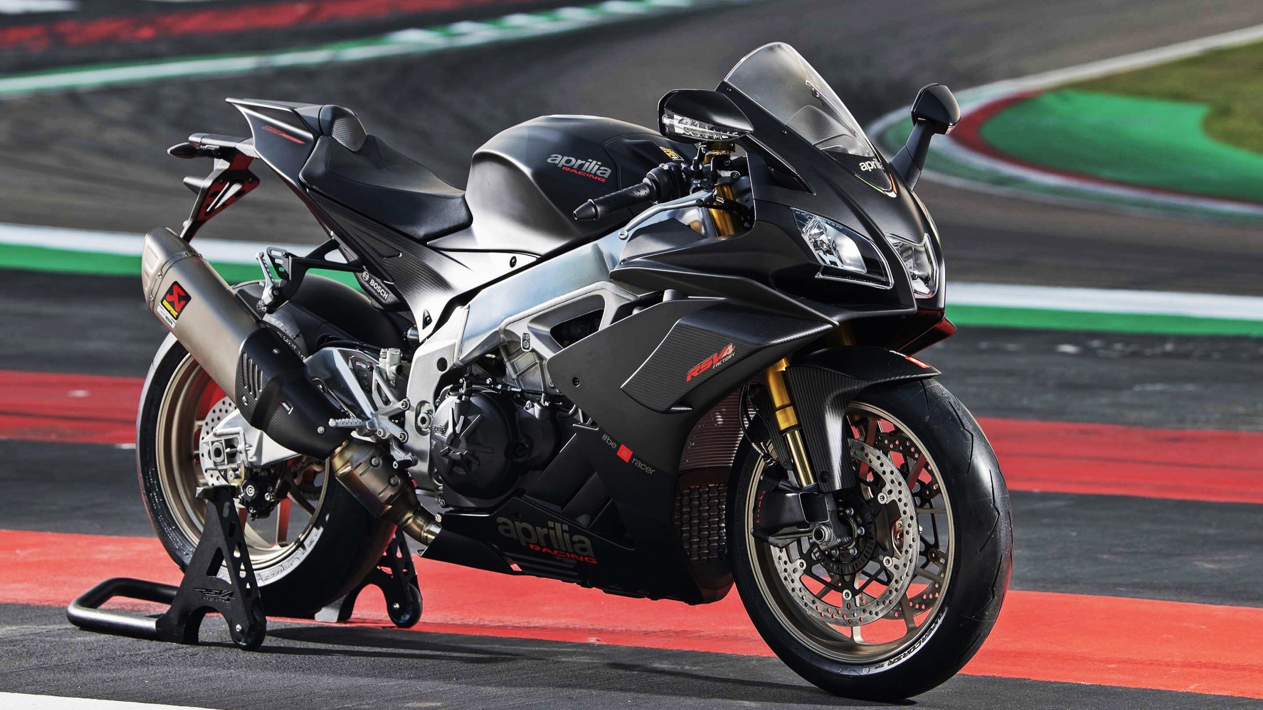 当华丽舞步遇见精准秒针，魔术擒牛之夜，范弗利特用老派智慧冻结东契奇时间